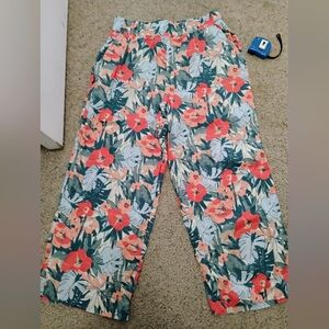 C&C California Linen Floral Cropped Pants